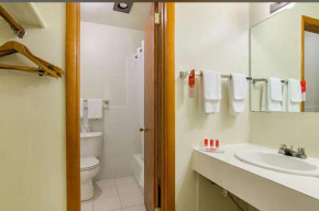 Wakeeney Motor Lodge